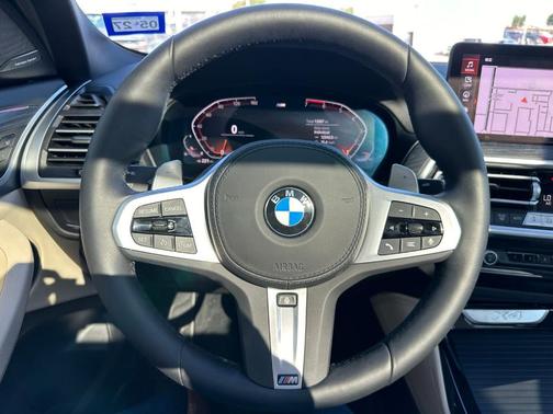 Alpine White 2025 BMW X4 xDrive30i