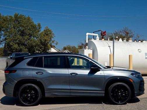 2025 Volkswagen Tiguan 2.0T SE R-Line Black