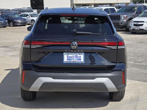 2025 Volkswagen Tiguan 2.0T S