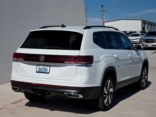 2025 Volkswagen Atlas 2.0T SE w/Technology