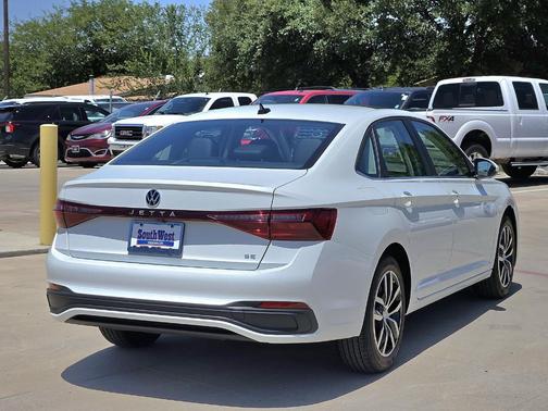 2025 Volkswagen Jetta 1.5T SE
