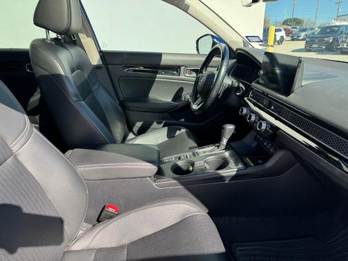 2022 Honda Civic Touring