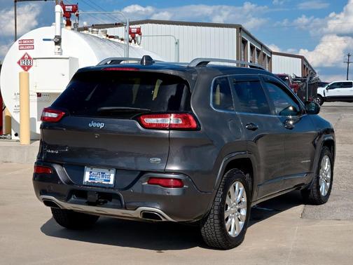 2018 Jeep Cherokee Overland