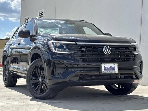 2025 Volkswagen Atlas Cross Sport 2.0T SEL R-Line Black