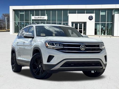 2023 Volkswagen Atlas 3.6L SE w/Technology