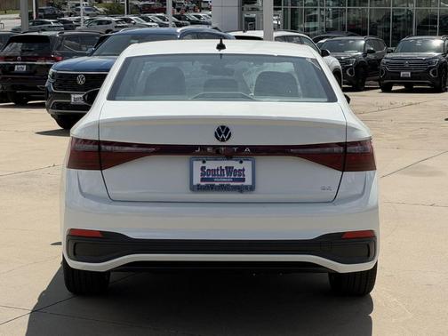 Opal White Pearl 2026 Volkswagen Jetta 1.5T SE