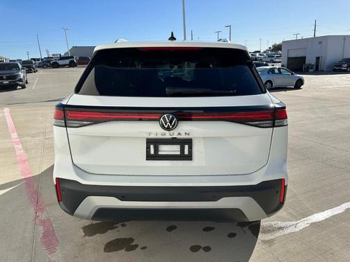 2025 Volkswagen Tiguan 2.0T S