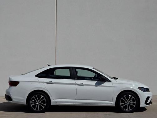 2025 Volkswagen Jetta 1.5T Sport