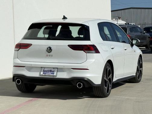 Opal White Pearl 2026 Volkswagen Golf GTI 2.0T SE