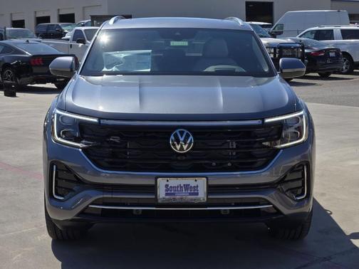 2025 Volkswagen Atlas Cross Sport 2.0T SEL Premium R-Line