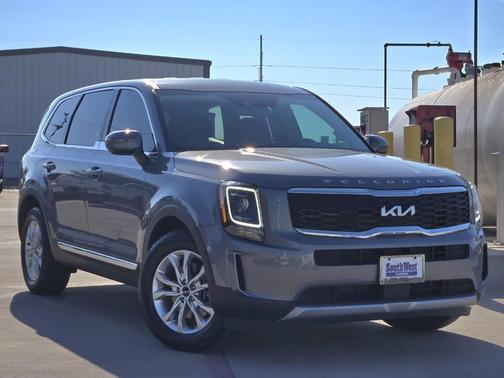 2022 Kia Telluride LX