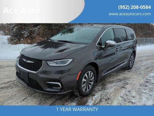 Granite Crystal Metallic Clearcoat 2022 Chrysler Pacifica Hybrid Limited