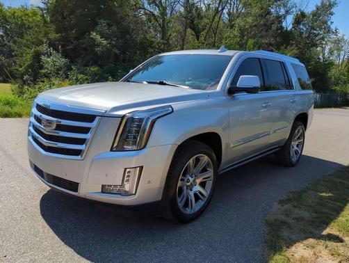 2020 Cadillac Escalade Premium Luxury