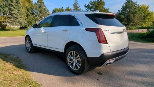 2022 Cadillac XT5 Premium Luxury