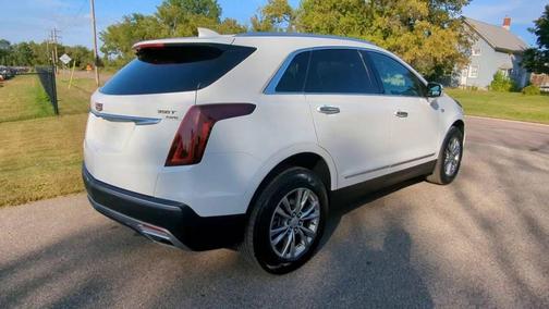 2022 Cadillac XT5 Premium Luxury