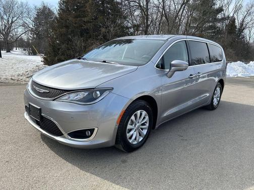 2019 Chrysler Pacifica Touring Plus
