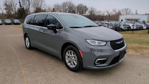 2025 Chrysler Pacifica L