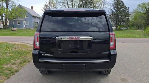 Onyx Black 2018 GMC Yukon Denali