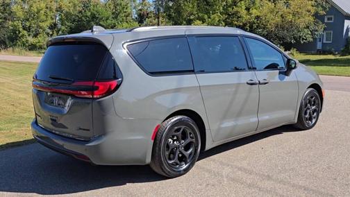 2021 Chrysler Pacifica Hybrid Limited