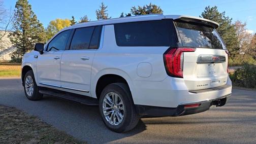 2021 GMC Yukon XL SLT
