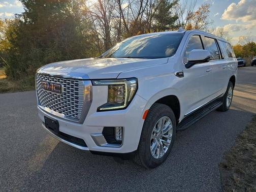 2021 GMC Yukon XL SLT