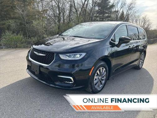 2022 Chrysler Pacifica Hybrid Touring L