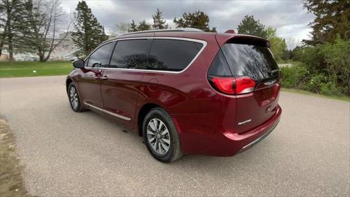 2020 Chrysler Pacifica Hybrid Limited