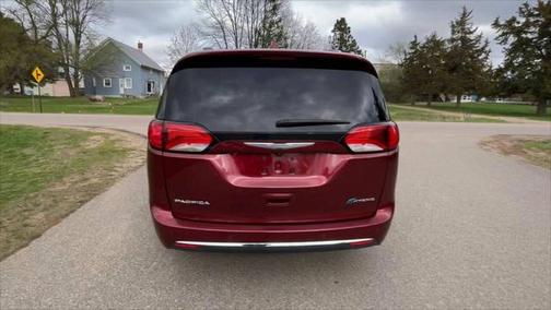 2020 Chrysler Pacifica Hybrid Limited