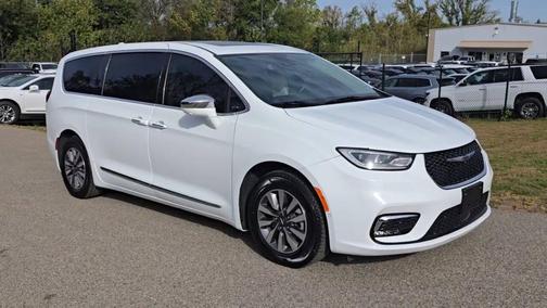 2022 Chrysler Pacifica Hybrid Limited