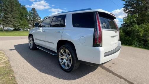2019 Cadillac Escalade Luxury
