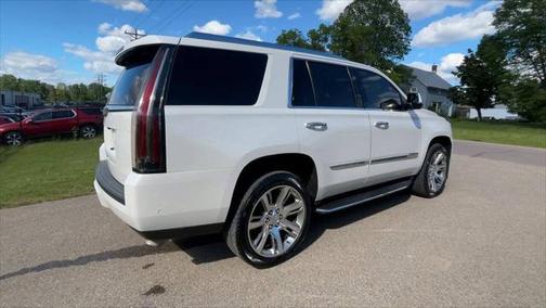 2019 Cadillac Escalade Luxury