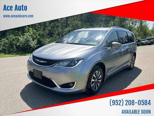 2020 Chrysler Pacifica Hybrid Touring L