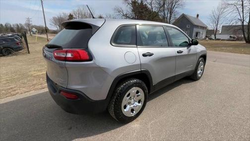 2014 Jeep Cherokee Sport