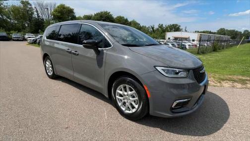 2025 Chrysler Pacifica L