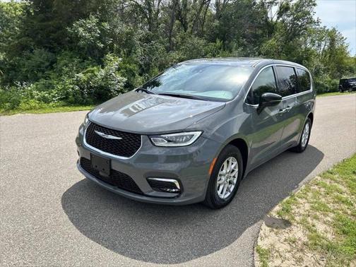 2025 Chrysler Pacifica L