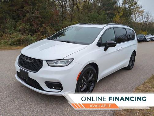 2025 Chrysler Pacifica Limited
