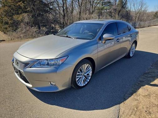 2015 Lexus ES 350 Crafted Line