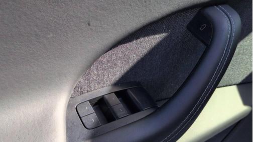 2022 Tesla Model X Dual Motor All-Wheel Drive