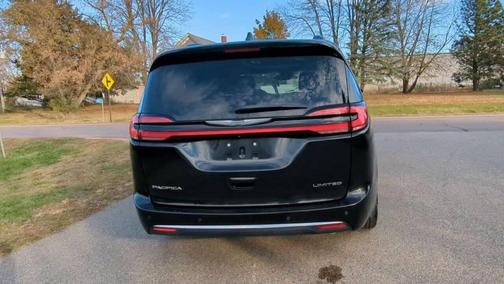 2023 Chrysler Pacifica Limited