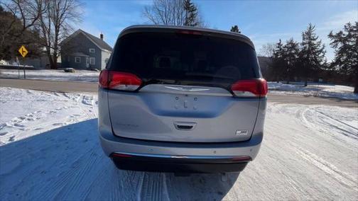 2018 Chrysler Pacifica Touring-L Plus