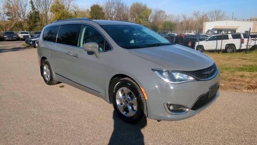 2020 Chrysler Pacifica Hybrid Touring L
