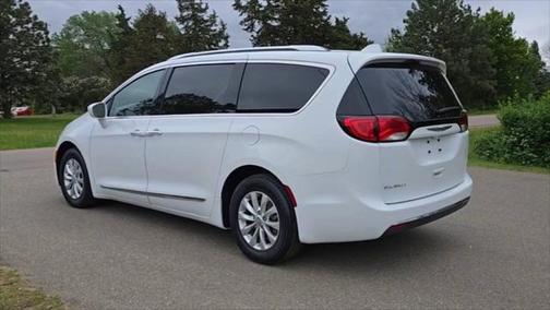 2018 Chrysler Pacifica Touring-L