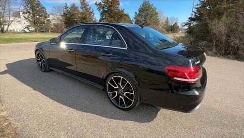 2015 Mercedes-Benz E-Class 4MATIC