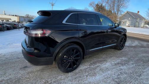 2021 Lincoln Nautilus Reserve