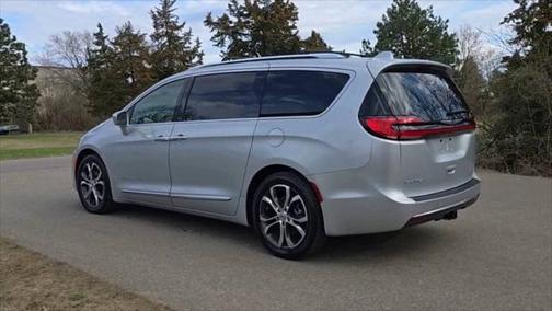 2022 Chrysler Pacifica L