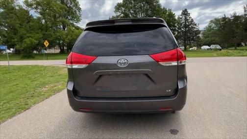 2014 Toyota Sienna LE