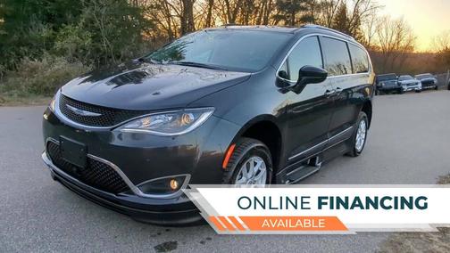 2020 Chrysler Pacifica Touring L