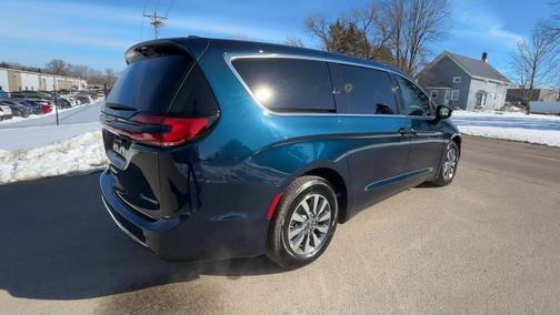 2025 Chrysler Pacifica Hybrid Select