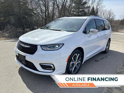 2024 Chrysler Pacifica L