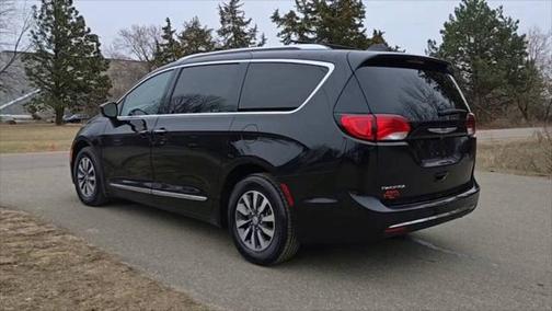 2020 Chrysler Pacifica Touring-L Plus